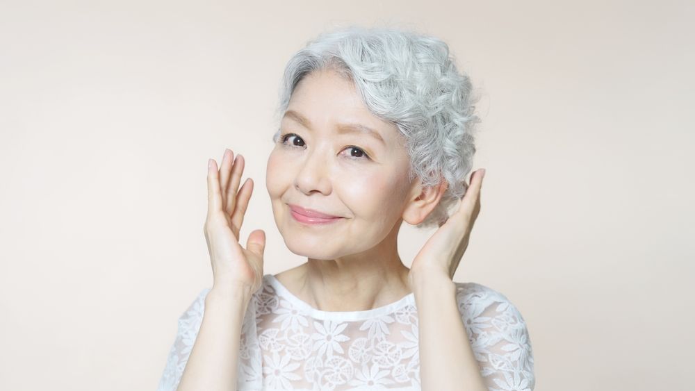 Learn More About Hairpieces for Older Women