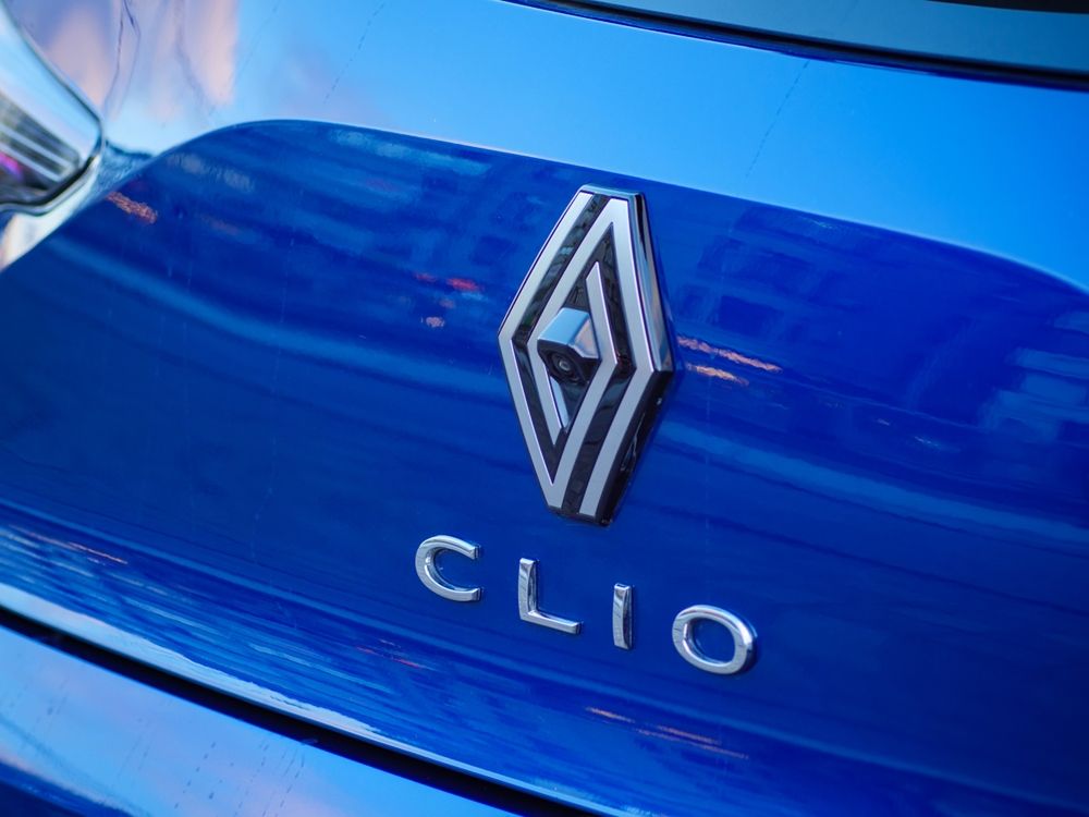 Introducing the 2025 Renault Clio: Stylish and Efficient Supermini